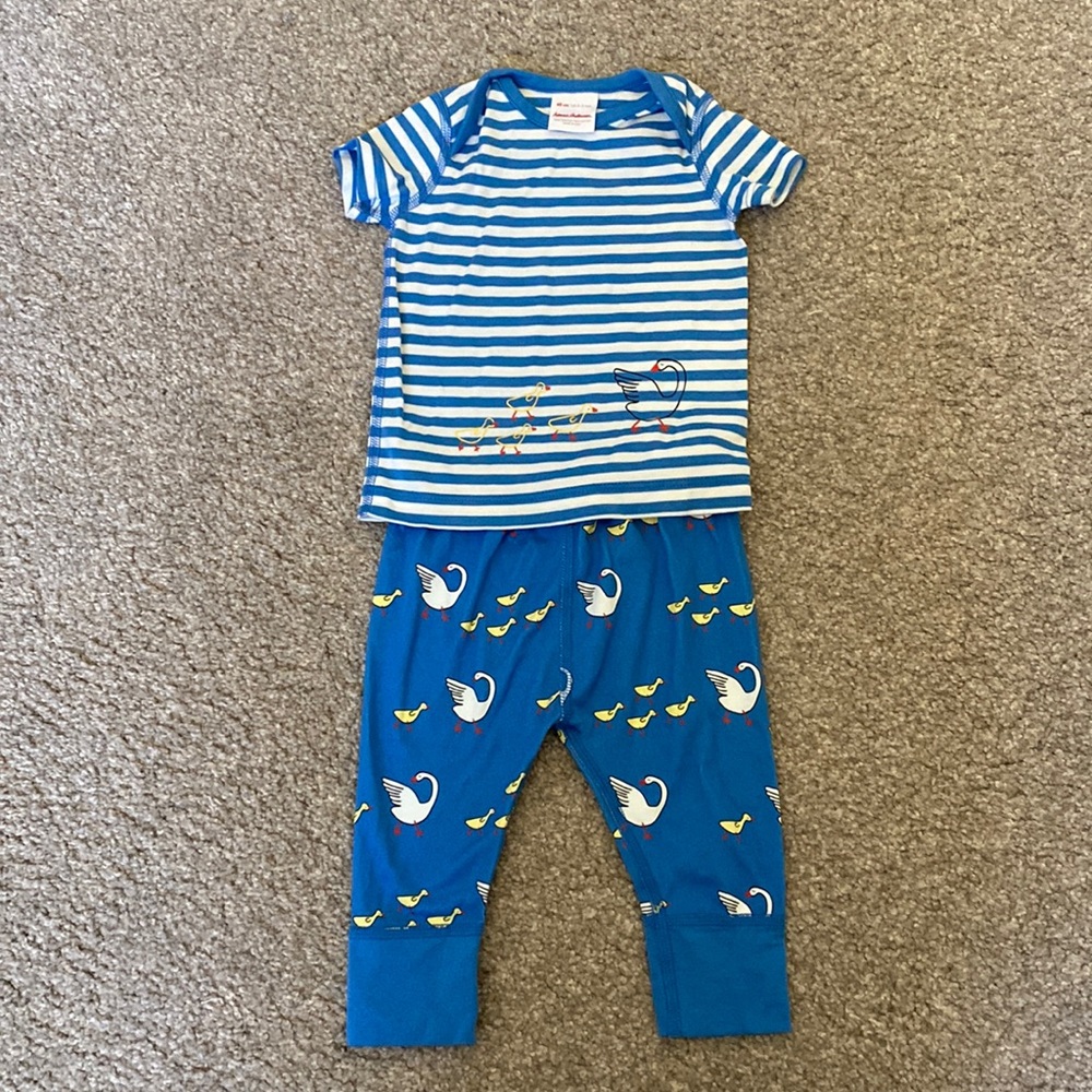 Hanna Andersson 3-6m unisex duck/goose outfit. 100% organic Pima cotton.
